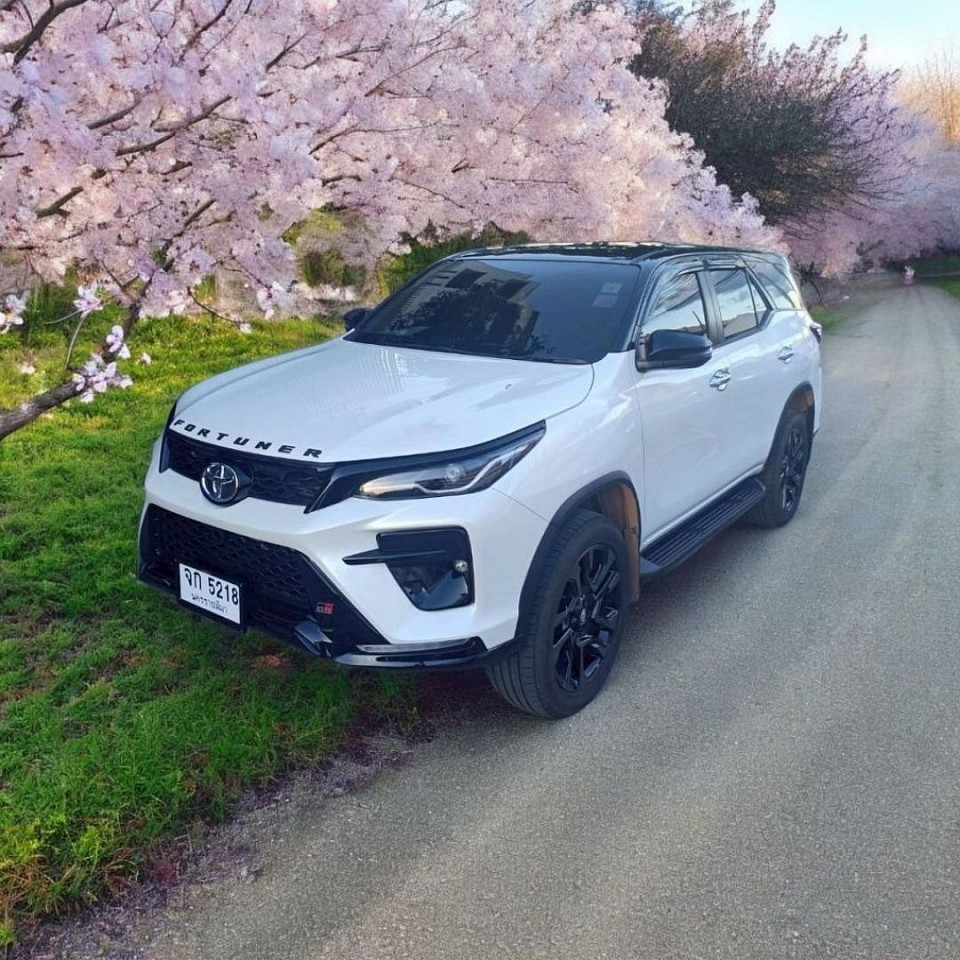 all new fortuner 7 ที่นั่ง