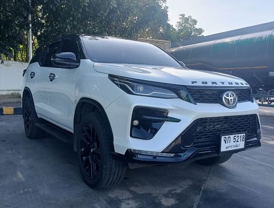 all new fortuner 7 ที่นั่ง
